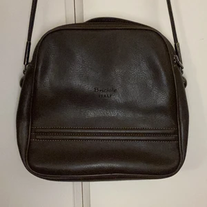 Läderväska - Väska från briciole italy, äkta läder. 