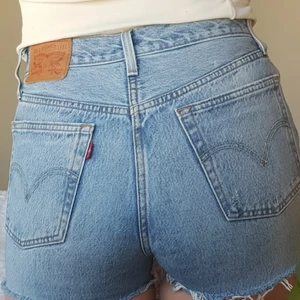 Levi's  - Levi's shorts!