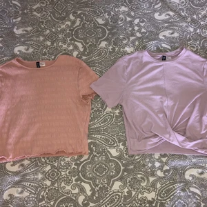 Sommar toppar - Färgglada toppar, super fint till sommaren💖 båda för 49kr, kan mötas i Eskilstuna eller skickas (44kr)