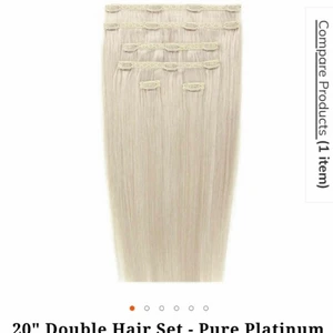 Äkta löshår clips. - Säljer mitt helt nya och oanvända äkta löshår från beauty works. Färgen är platina blond och 210gram hår och ca 50cm långt. Har bara tittat på färgen så har inte ens klippt upp förpackningen. Nypris 2600kr. Säljer det för 2000kr då de är helt oanvänt. 