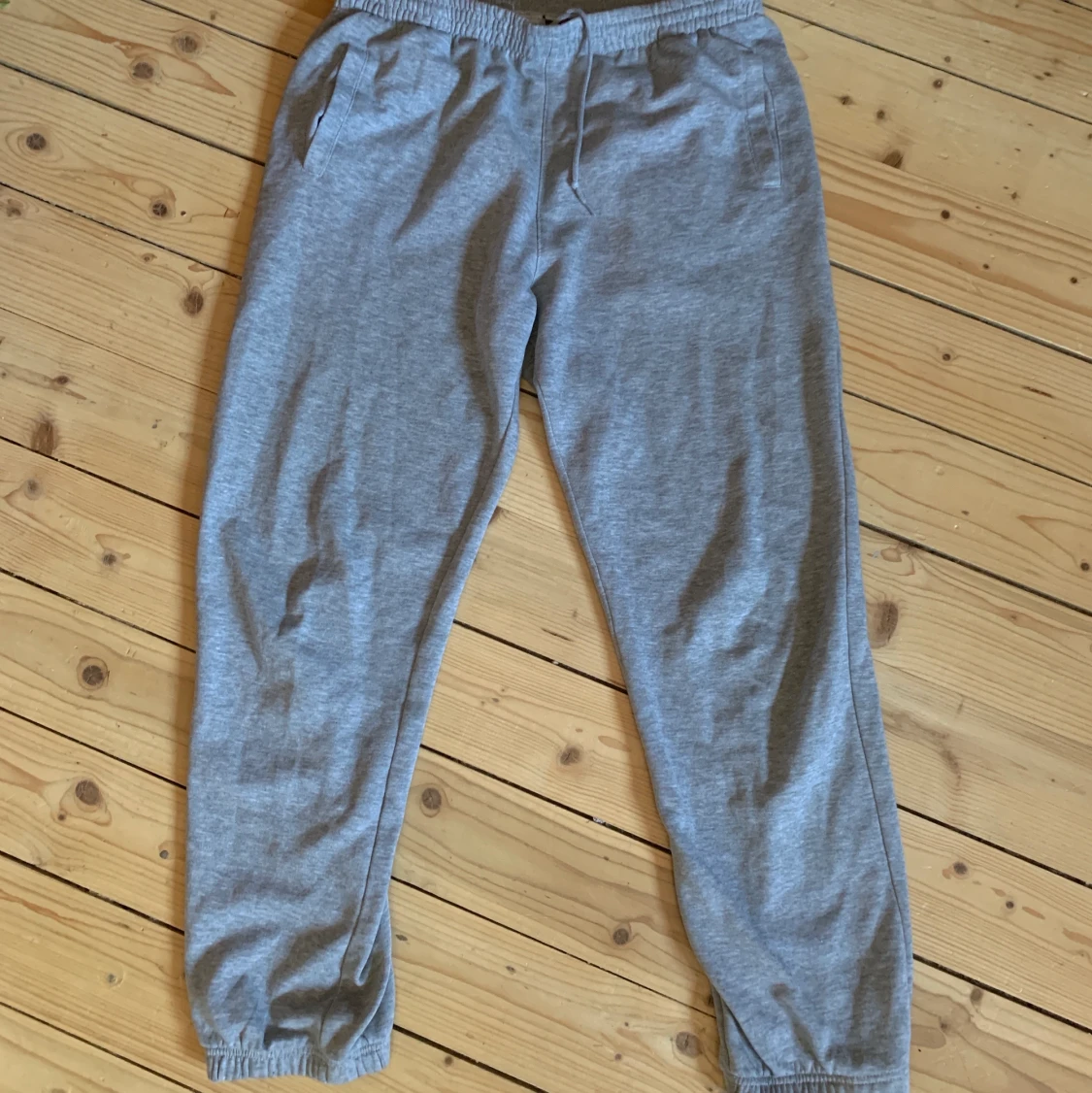 Oversized mjukisbyxor - 90