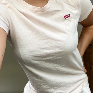 Levis t-shirt - Använd en gång!