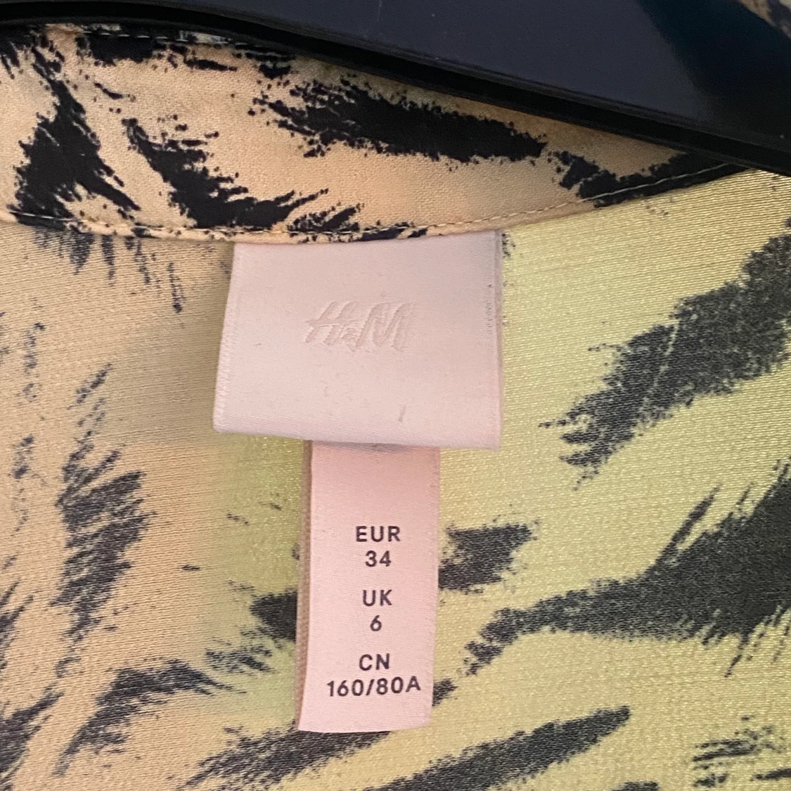 Snygg blus från H&M - 90