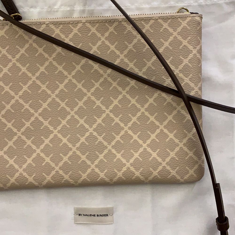 Malene birger ivy online purse beige