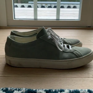 Common projects sneakers  - Skick 8,5/10 storlek 42