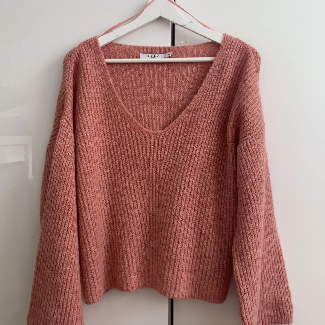 NAKD stickad tröja