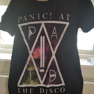Panic! At The Disco tshirt, S - Panic! At the Disco merch. Bra skick men för liten.