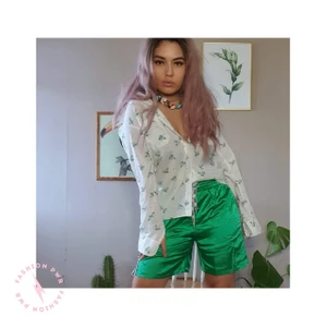 Vintage shirt Goes along  - Vintage shirt with delicate pattern can fits you in any occasions you need to be put together.   Unisex Size: 40. Isn't true to size. It is loose fit, feels more like size 42. Material: Polyester / cotton Brand: Atkins Condition: Great! ♥ Has no stains, no damage, perfect condition.   ♡ This item was previously hand washed with non allergenic laundry soap and it is ready to be part of your closet.    All products are packed in s beautiful eco-friendly package. 