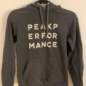 Grå Peak Performance hoodie, knappt använd