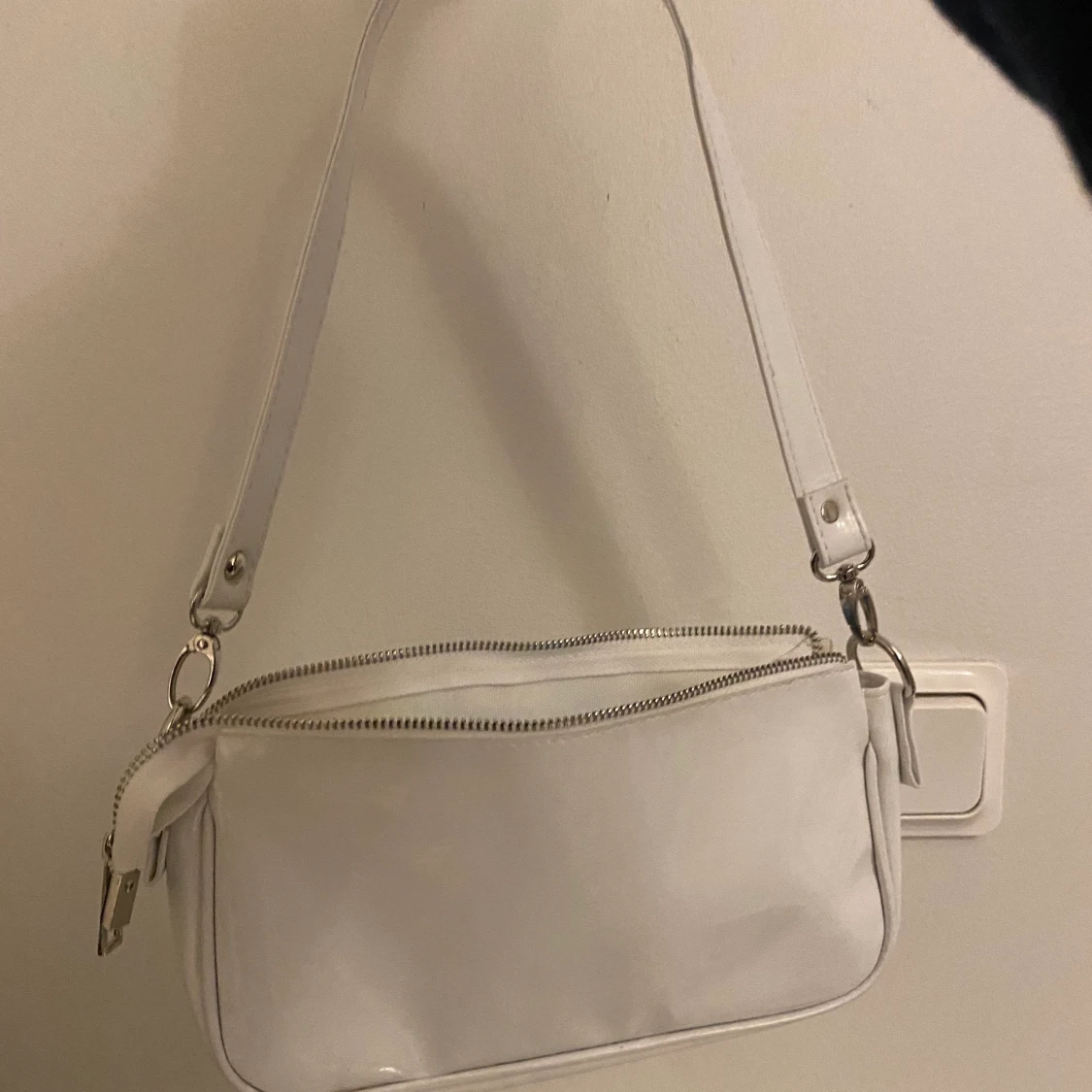 vit väska - 91