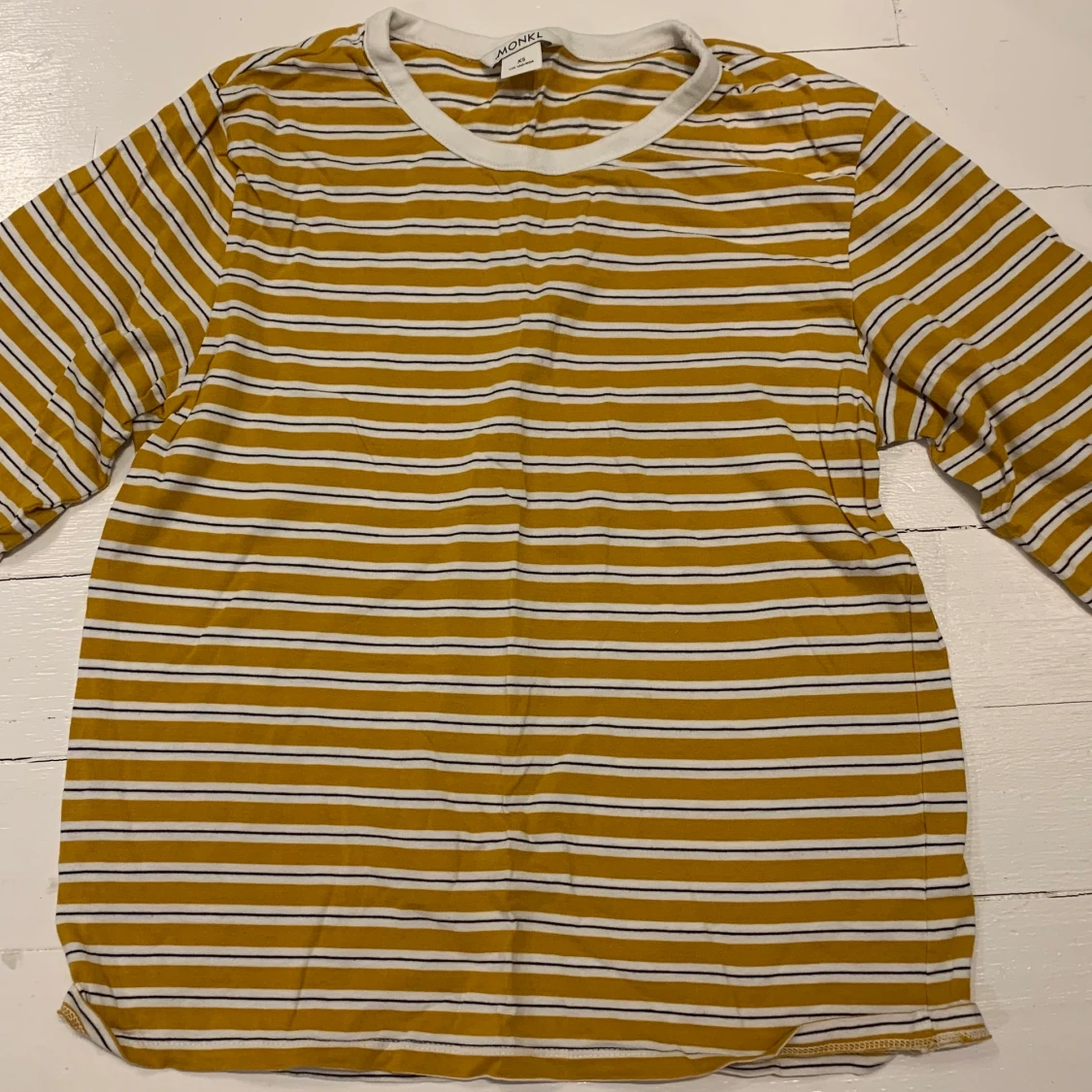 Randig tröja från monki