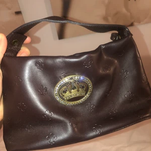 Väska - Säljer min fina bruna väska, skriv vid frågor💘
