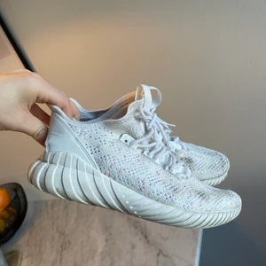 Adidas sneakers - Bra skick