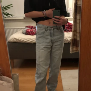 Levi’s jeans - Ljusa loosefit jeans💗💗 