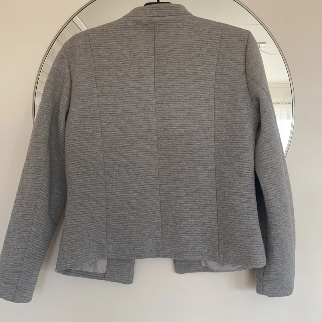 Snygg grå kappa - 91