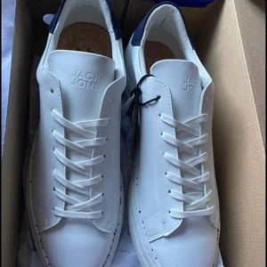 Skor   - Skor  JFWLOGIC ECO WHITEVit 