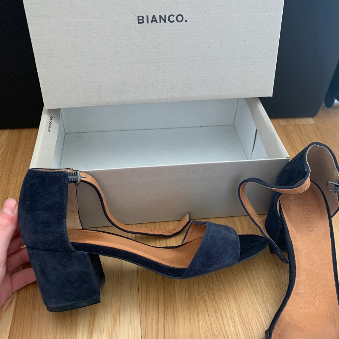 Klackar i mocka från Bianco - 90