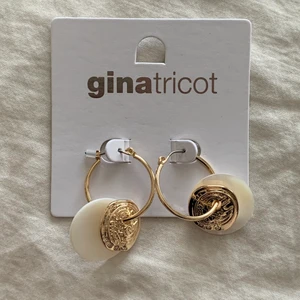 Örhänge  - Oanvänd 