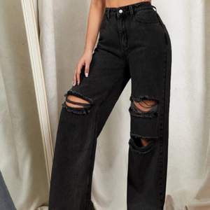 Jeans från shein, knappt använda. 170 kr + frakt!