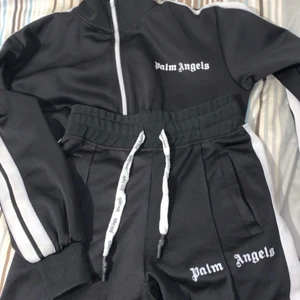 Palm Angles set  - Palm Angels kopia i XS för bara 800kr
