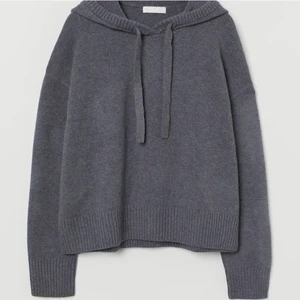 Stickad hoodie - Stickad hoodie i storlek M🖤🖤 fint skick! 