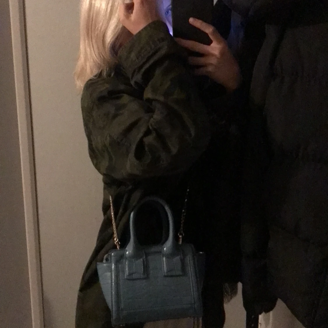 blå ZARA väska - 91