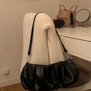 Väska - Söt svart väska 💕💕