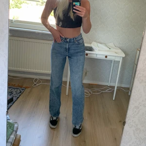 Vintage jeans - Nyskick, använda Max 3 gånger. 