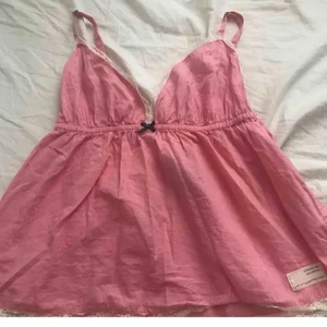 Linne - Supergulligt linne från odd molly, strl 2 som motsvarar s ungefär💗 (lånade bilder)