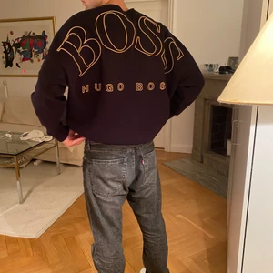 Hugo Boss tröja - Fint skick. 