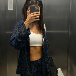 Zadig & Voltaire set  - set från Zadig & Voltaire. Skjorta i storlek XS och byxor i S