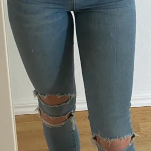 Jeans - Relativt bra skick, modellen Gina