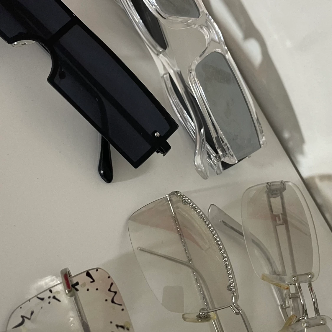 4 par fina solglasögon 💛 - 90