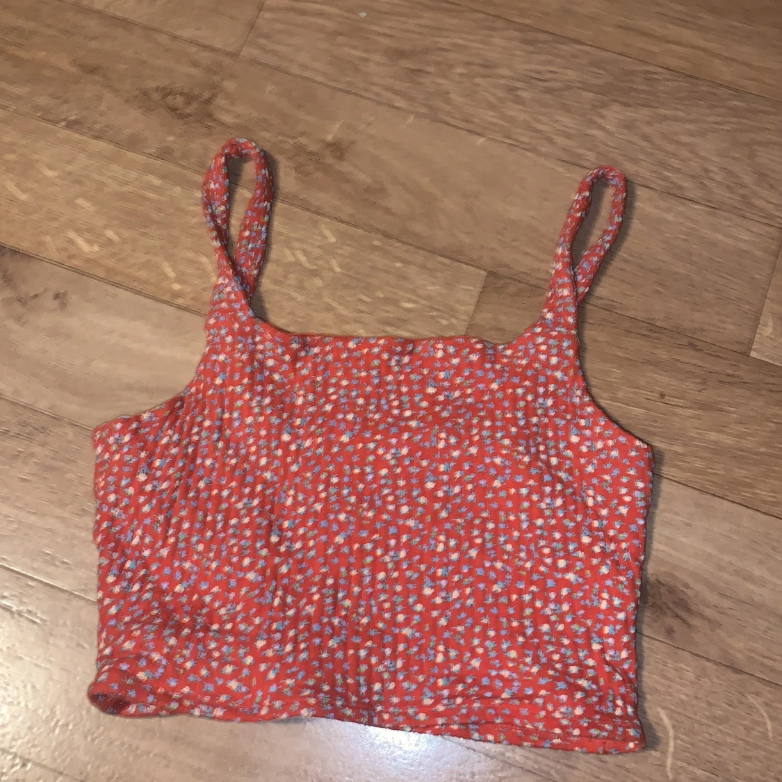 Tank topp röd blommig - 90