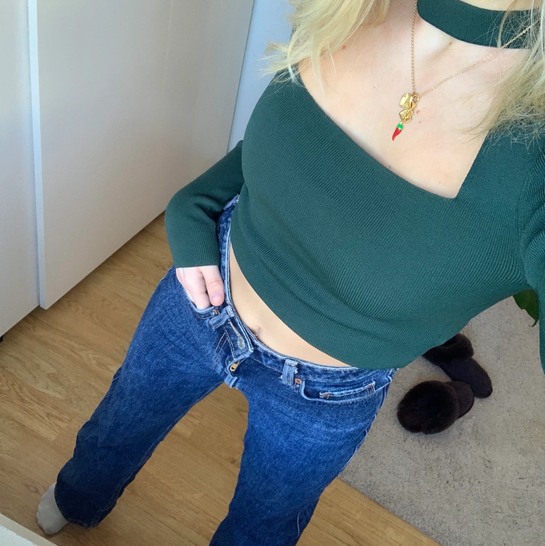 Mörkblå raka jeans