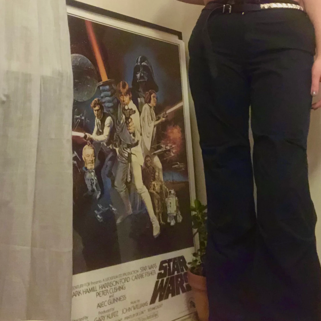 Lågmidjade svarta byxor!