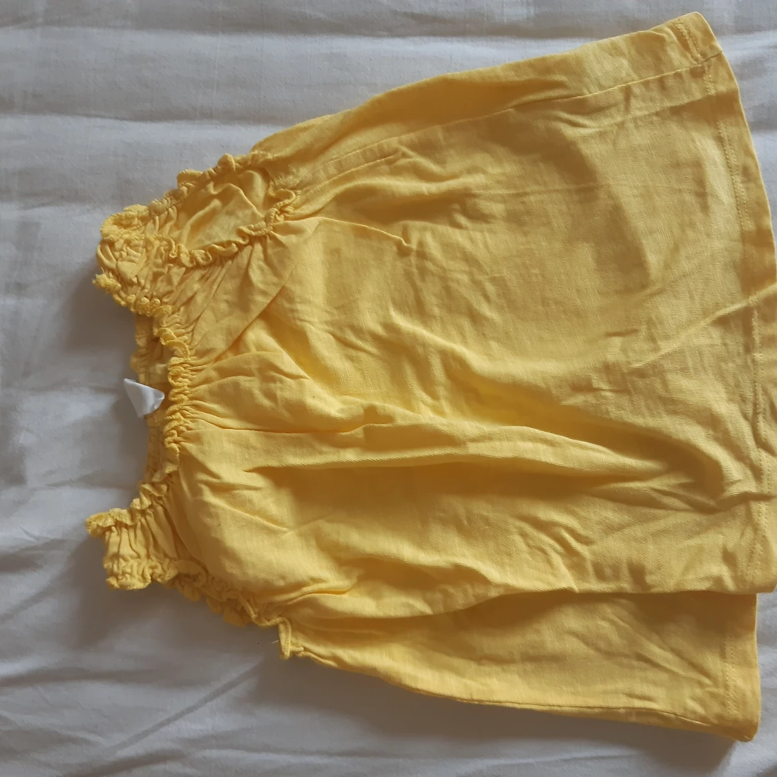 Gul kortärmad känning från H&M