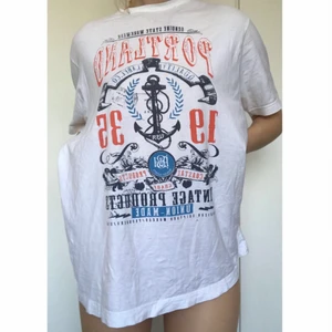 Oversized t-shirt - #shirt #t-shirt #oversized #vintage #retro #white 