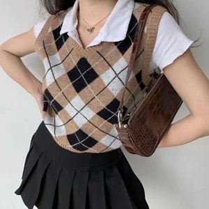 Pullover - Säljer denna som jag inte använder längre. Köpt här på Plick för ett tag sedan (det är från shein från början). Frakt tillkommer💗