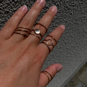 Guldiga ringar💛💛 - Guldiga ringar köpta på H&M💛10kr/st eller alla för 149kr💛+frakt, bara att be om fler bilder😊