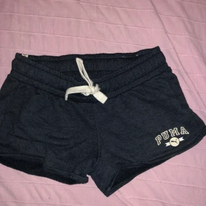 Shorts  - Shorts från Puma Stl M 80kr en ficka höger back 