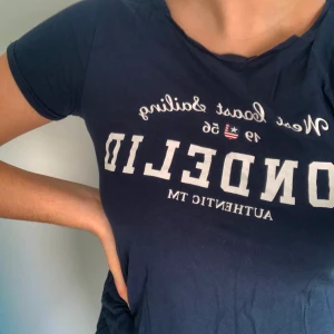 Bondelid T-shirt strl Xs - T-shirt från Bondelid i storlek Xs. Jag är en S/M så den kommer sitta lösare om du har strolek S-Xs. Köparen står för frakten. 