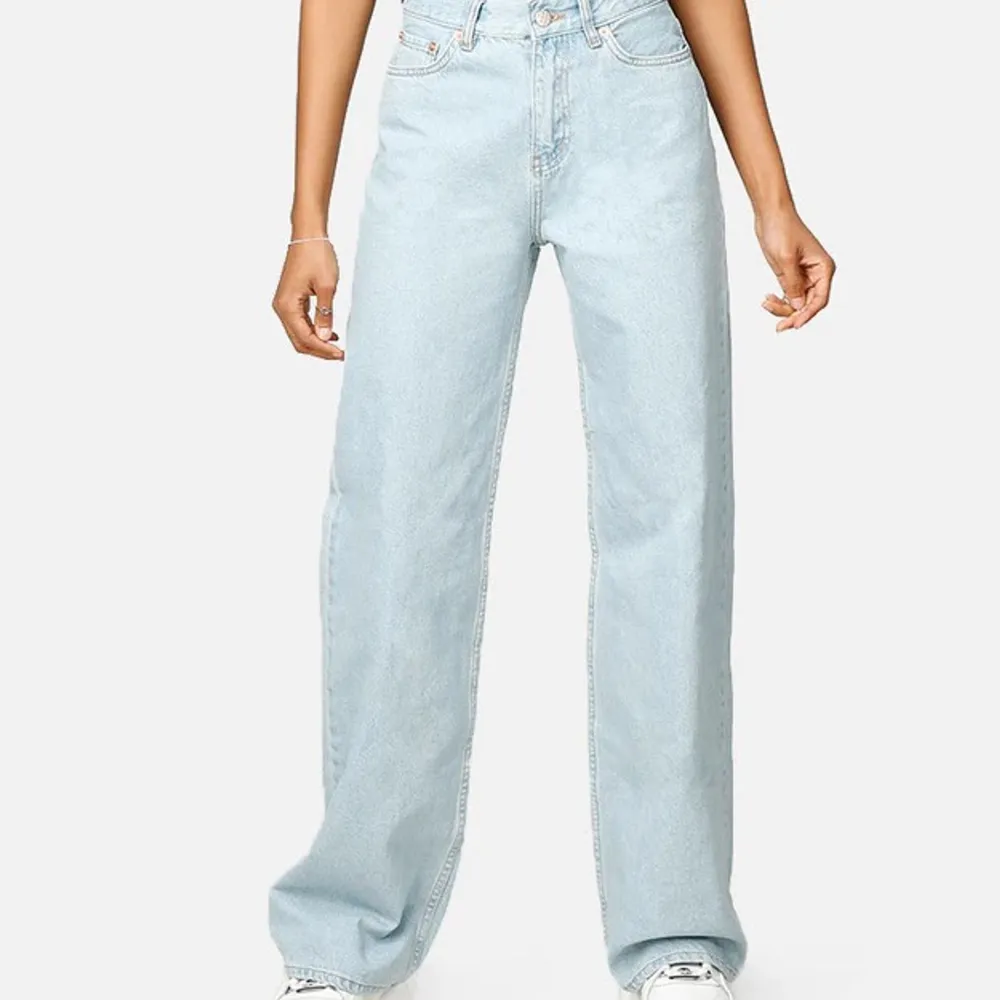 Populära junkyard jeans. Buda i kommentarerna eller kontakta mig om du är intresserad och frakt tillkommer!. Jeans & Byxor.