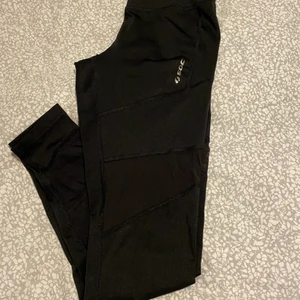 Träningstajts från SOC Stl xs - Träningstajts från SOC Stl xs