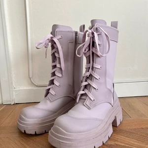 Chunky boots Zara  - Boots från Zara, använda en gång i stl 37 