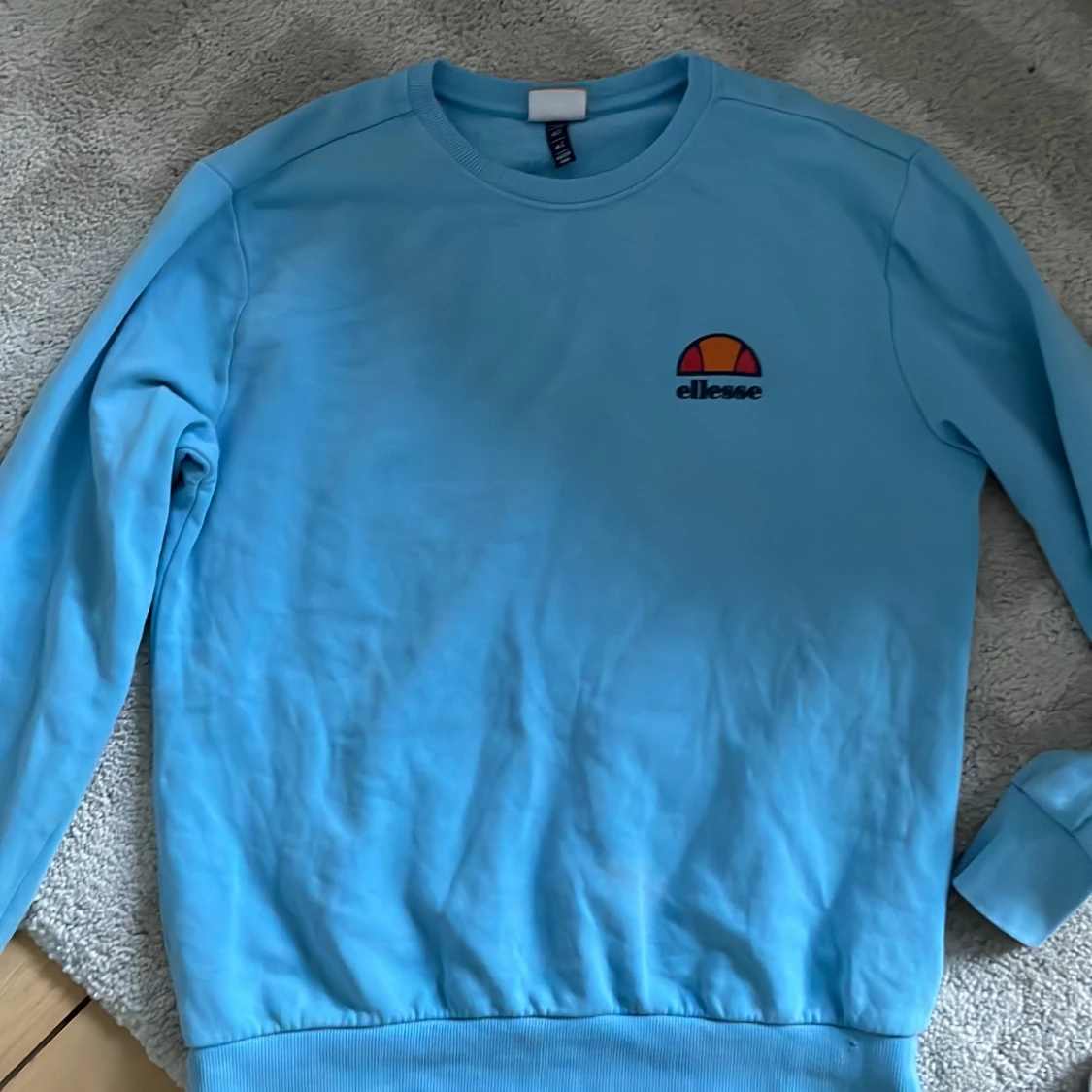 Elesse tröja storlek L - 90