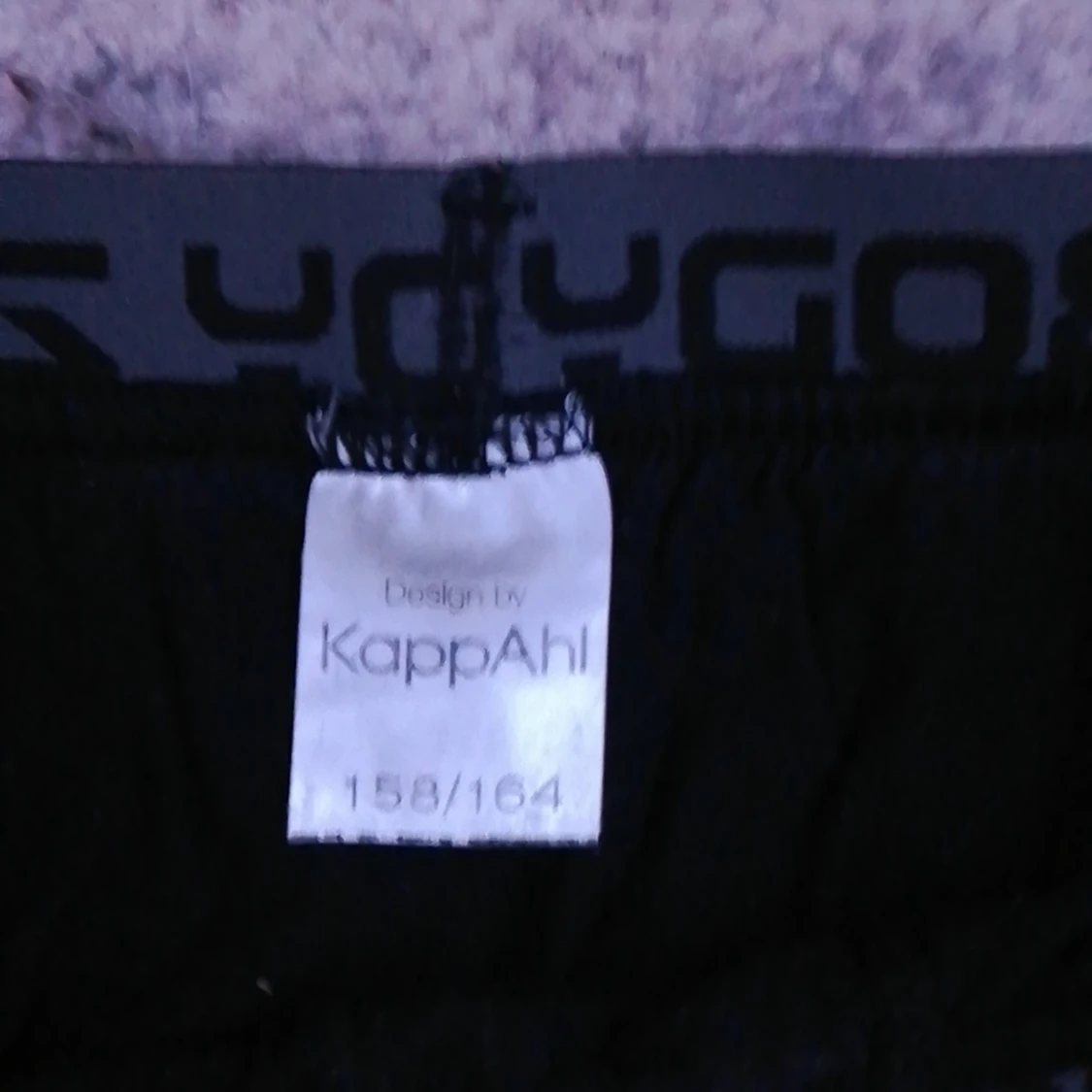 Tränings byxor strl 158/164 - 90