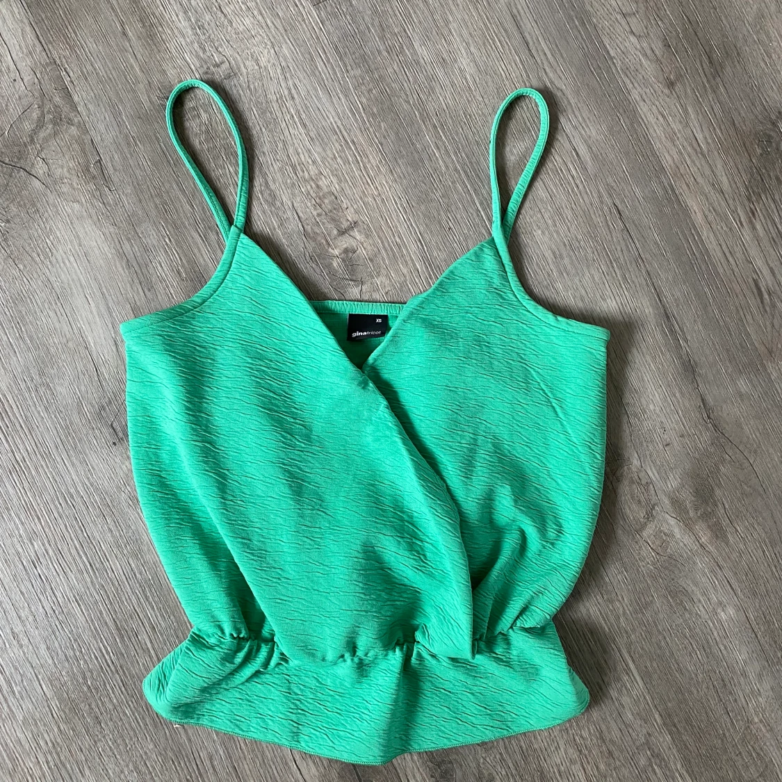 Grönt linne från Gina Stolek xs