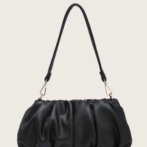 Väska - Denna svarta väska, fint skick!!😊💘💘