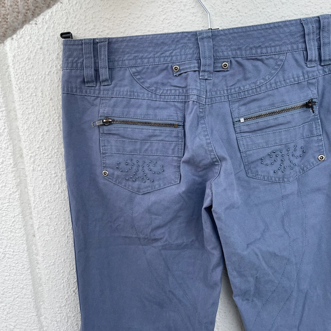 Lågmidjade byxor - 91